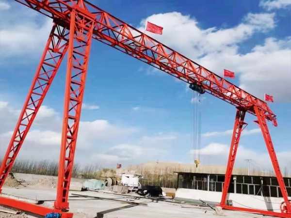 MHh型電動(dòng)葫蘆門式起重機(jī)